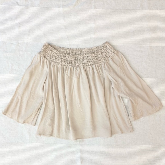 Aritzia Talula White Marcilly Off The Shoulder Top - Picture 15 of 16